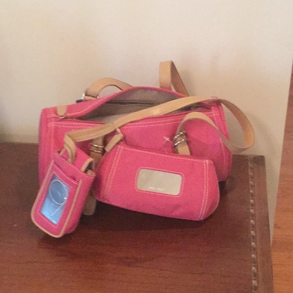 Nine West. Small duffle purse - Picture 3 of 4